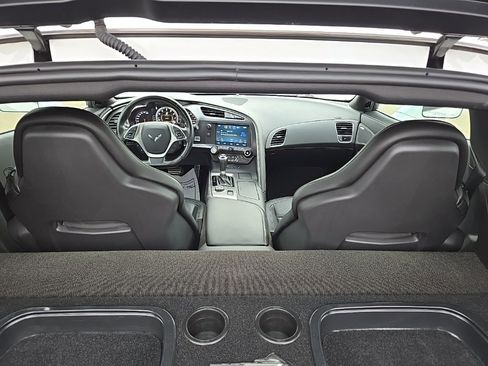 Used 2019 Chevrolet Corvette Stingray Coupe w/ Carbon Flash Badge Package image 47