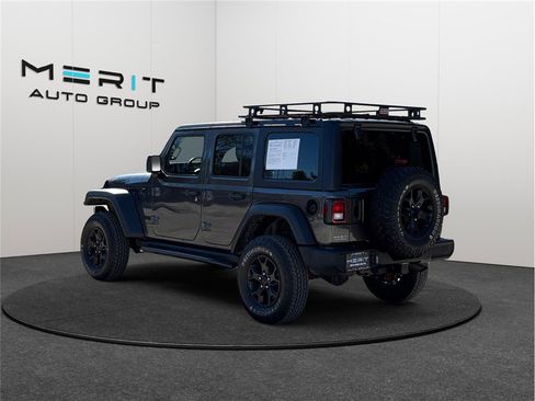 Used 2022 Jeep Wrangler Unlimited Willys image 7