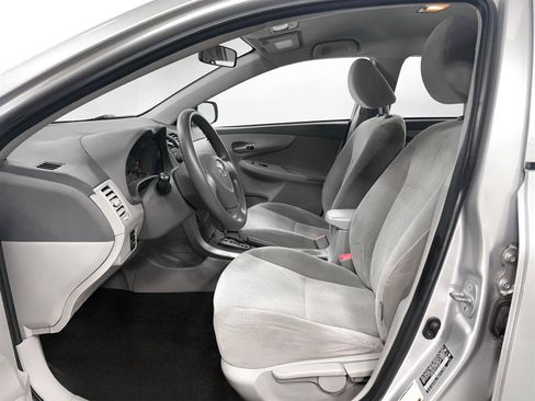 Used 2009 Toyota Corolla XLE image 4