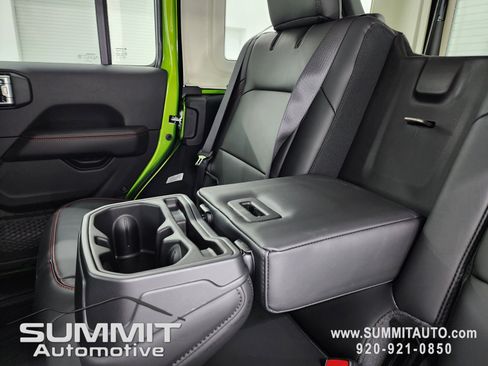 New 2026 Jeep Wrangler Unlimited Rubicon image 36