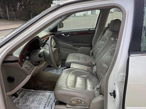 Used 2001 Cadillac De Ville w/ Comfort/Convenience Pkg FWD image 7