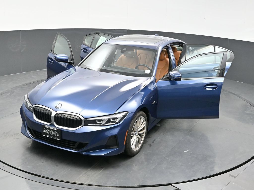 Used 2023 BMW 330e xDrive w/ Premium Package AWD/4WD image 43