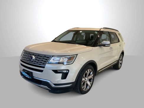 Used 2018 Ford Explorer Platinum image 1