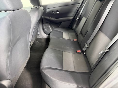 Used 2021 Nissan Sentra SV FWD image 17