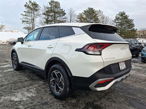 Certified 2024 Kia Sportage LX image 14