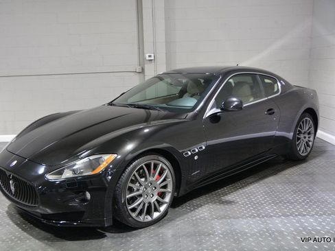 Used 2011 Maserati GranTurismo S image 3
