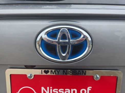 Used 2023 Toyota RAV4 LE AWD/4WD image 35