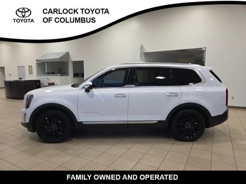 Used 2022 Kia Telluride SX w/ Towing Package FWD image 2