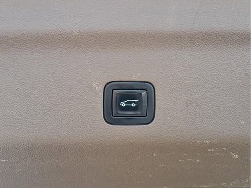 Used 2023 GMC Yukon Denali AWD/4WD image 23