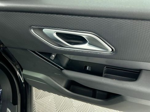 Used 2022 Land Rover Range Rover Velar R-Dynamic S image 30