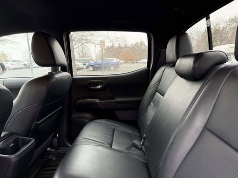 Used 2017 Toyota Tacoma TRD Pro image 16