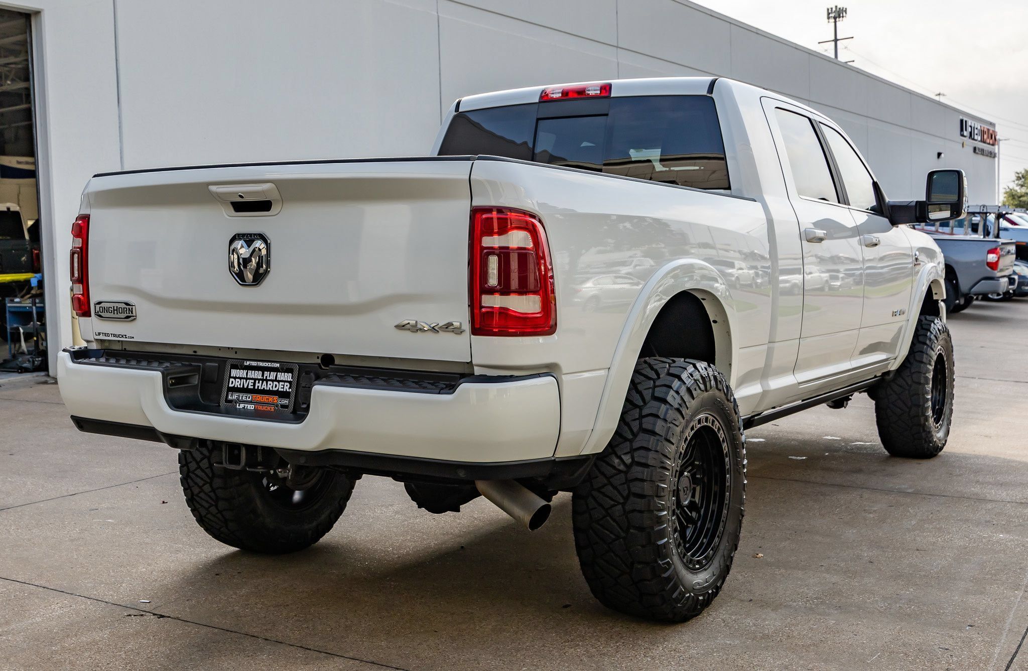 Used 2023 RAM 2500 Limited AWD/4WD image 10