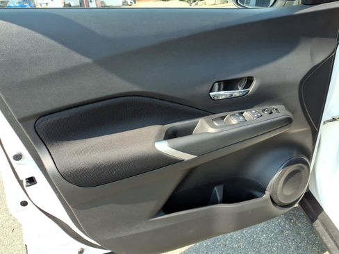 Certified 2023 Nissan Kicks SV w/ Interior Electronics Package FWD image 10