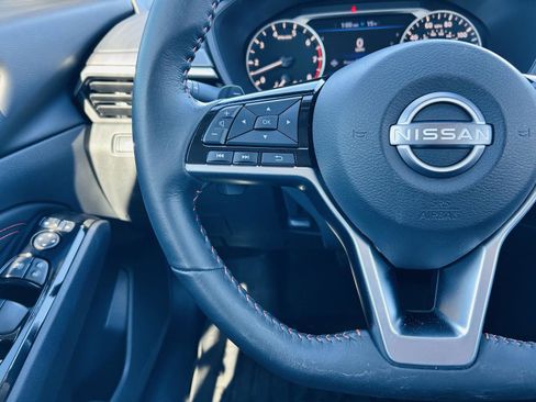 Used 2023 Nissan Altima 2.5 SR image 13