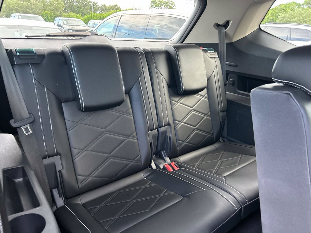 Certified 2024 Volkswagen Atlas SE FWD image 49