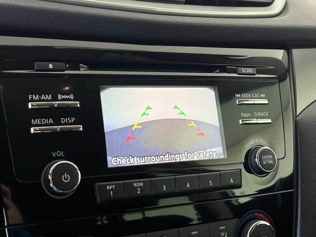 Used 2016 Nissan Rogue S FWD image 22