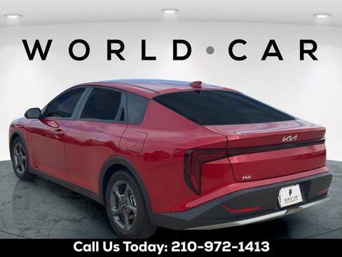 Certified 2025 Kia K4 FWD image 5