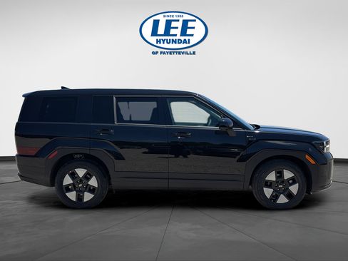 New 2026 Hyundai Santa Fe SE FWD image 2
