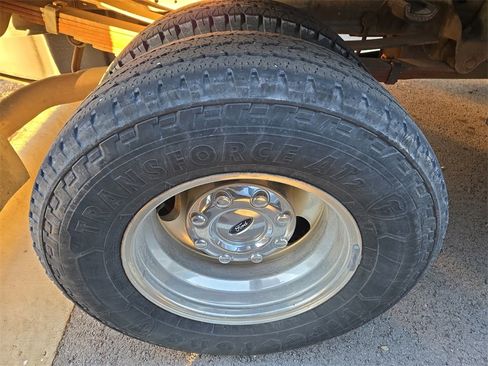 Used 2005 Ford F350 XLT image 5