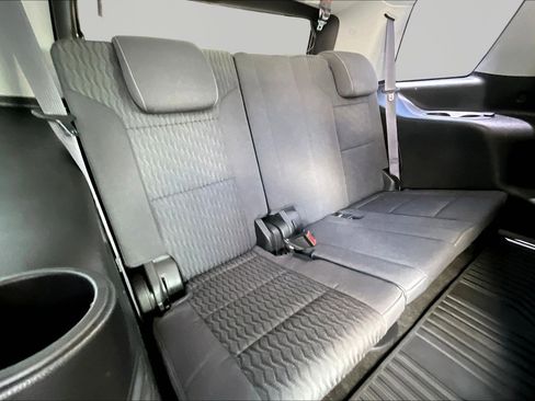 Used 2016 GMC Yukon SLE w/ Convenience Package AWD/4WD image 26