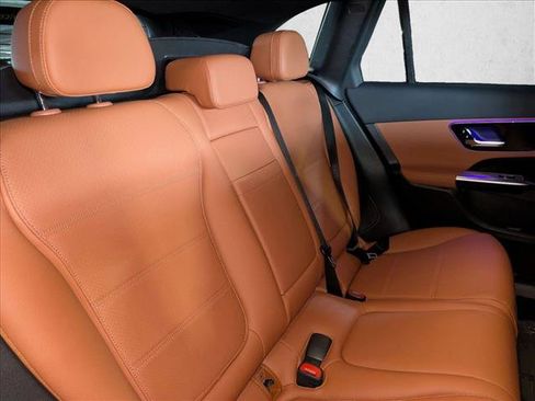 Certified 2026 Mercedes-Benz GLC 300 image 21