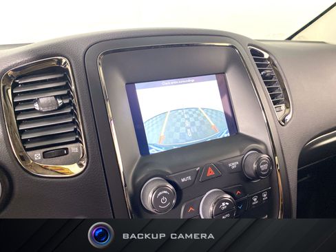 Used 2018 Dodge Durango GT AWD/4WD image 3