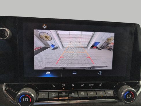 Certified 2024 Chevrolet Colorado LT w/ LT Convenience Package II AWD/4WD image 14