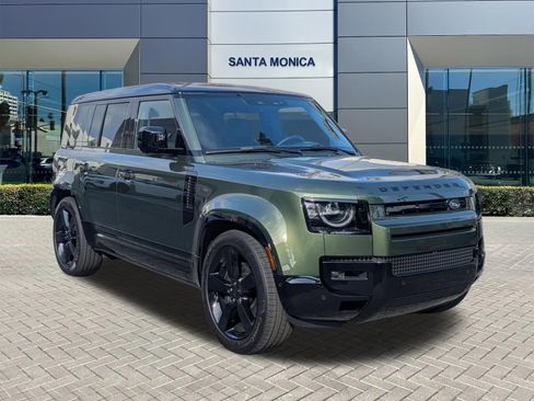 New 2026 Land Rover Defender 110 X-Dynamic SE AWD/4WD image 7