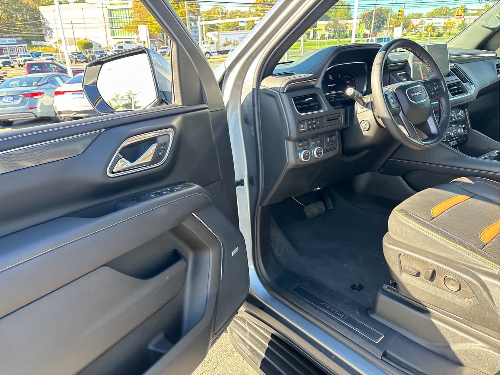 Certified 2023 GMC Yukon XL AT4 w/ Max Trailering Package AWD/4WD image 7