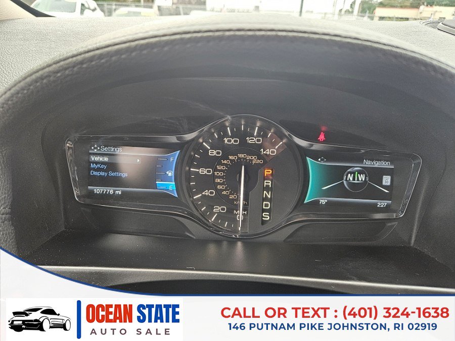 Used 2015 Lincoln MKX AWD w/ Equipment Group 101A image 23