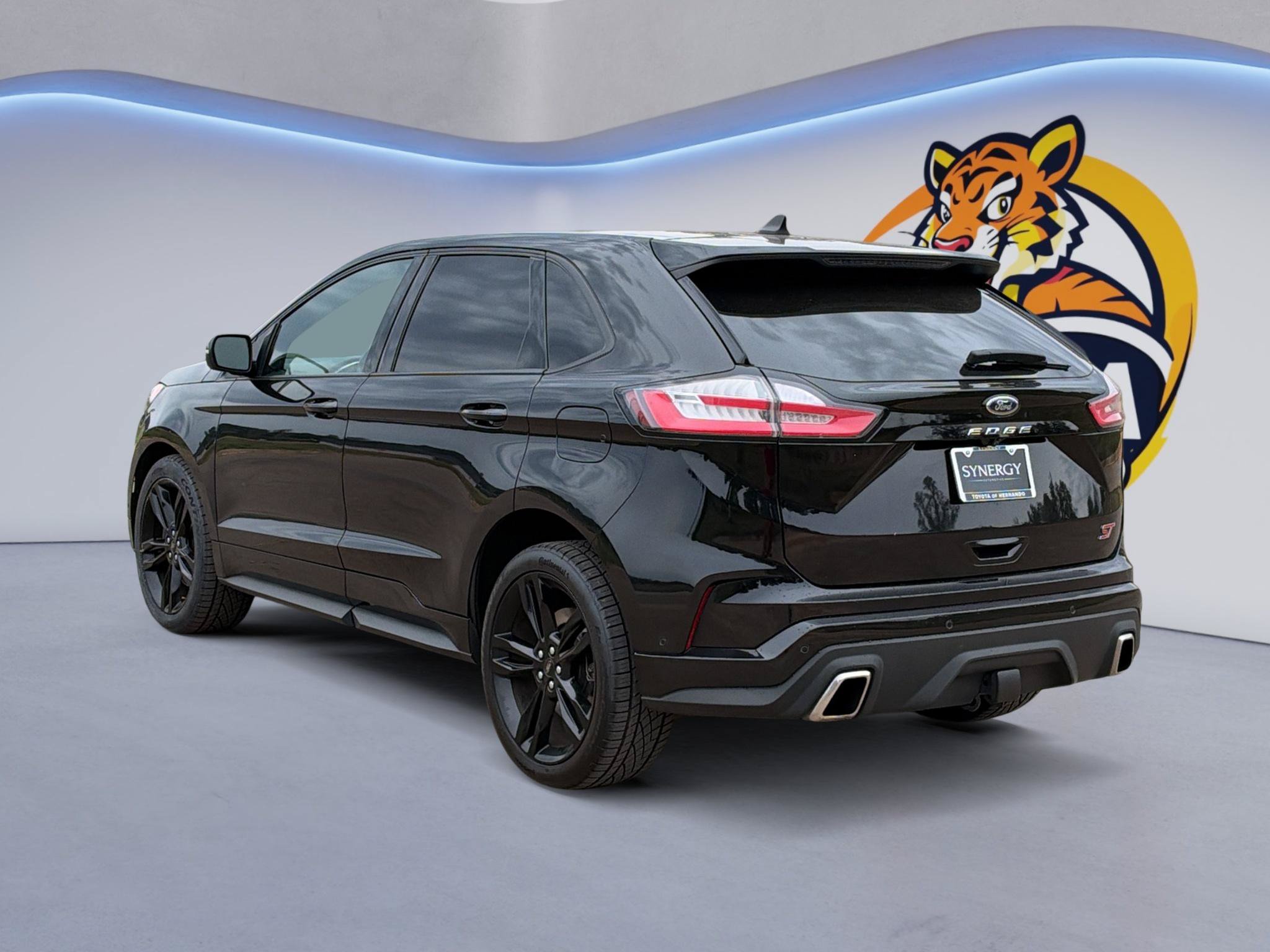 Used 2021 Ford Edge ST w/ Equipment Group 401A AWD/4WD image 8