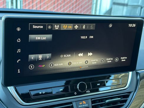 New 2025 Nissan Altima 2.5 SR w/ SR Premium Package image 17