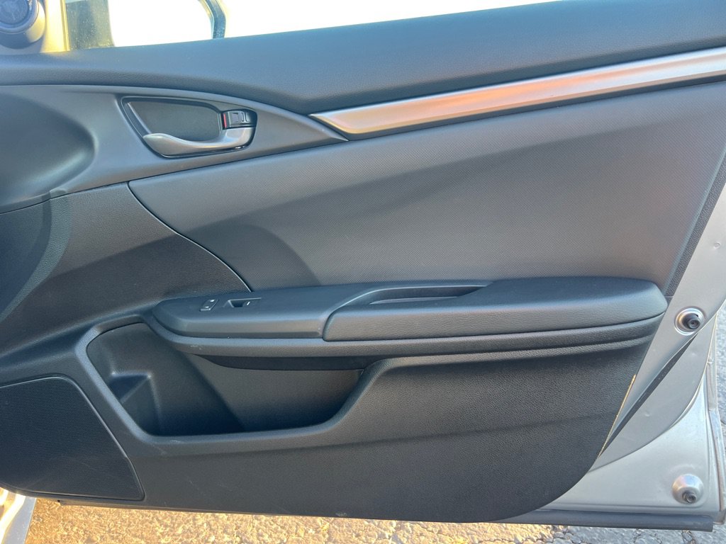 Used 2021 Honda Civic Sport image 17