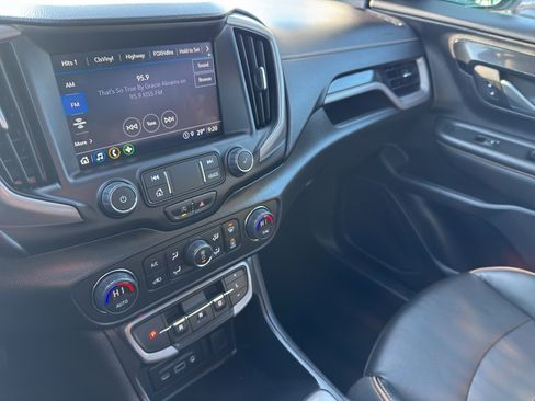 Used 2023 GMC Terrain AT4 w/ Tech Package image 21