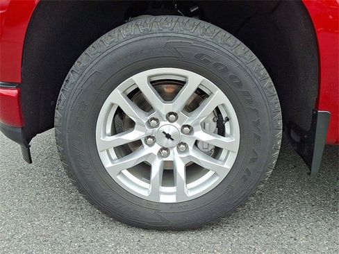 Certified 2022 Chevrolet Silverado 1500 RST image 8