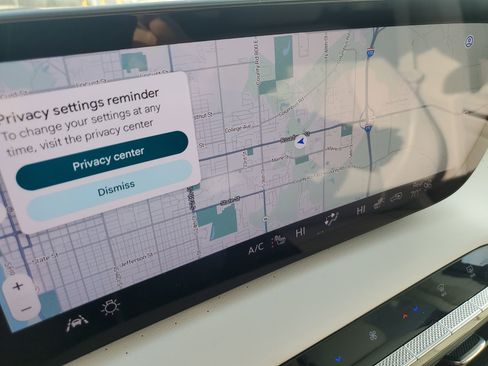 Used 2025 Buick Enclave Avenir image 22