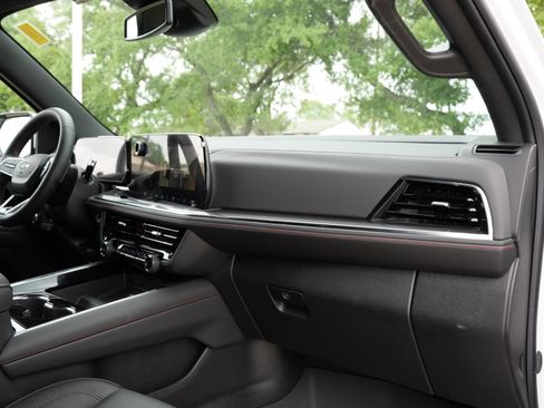 Used 2026 Chevrolet Tahoe RST w/ Comfort Package image 26