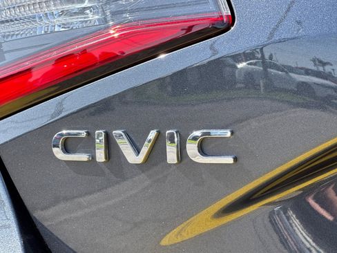 Certified 2024 Honda Civic EX-L image 26