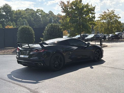 Used 2020 Chevrolet Corvette Stingray Coupe w/ 1LT RWD image 21