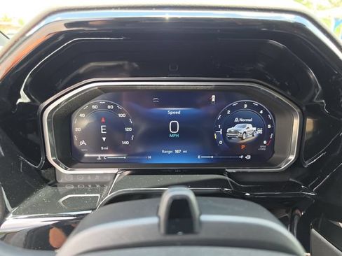 New 2026 Chevrolet Silverado 1500 High Country AWD/4WD image 37