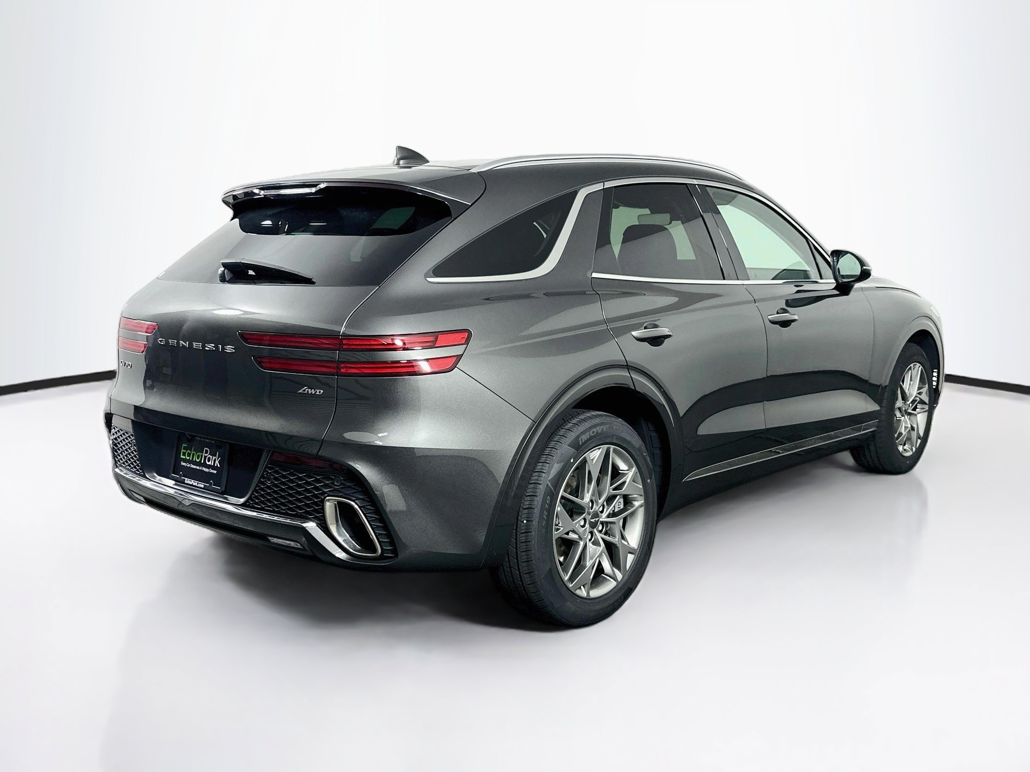 Used 2025 Genesis GV70 2.5T AWD/4WD image 9
