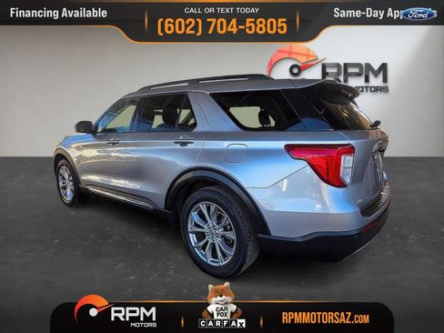 Used 2020 Ford Explorer XLT w/ Equipment Group 202A image 4