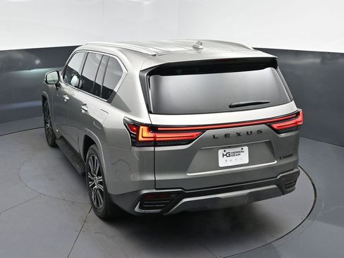 New 2026 Lexus LX 600 4WD w/ Luxury Package image 33