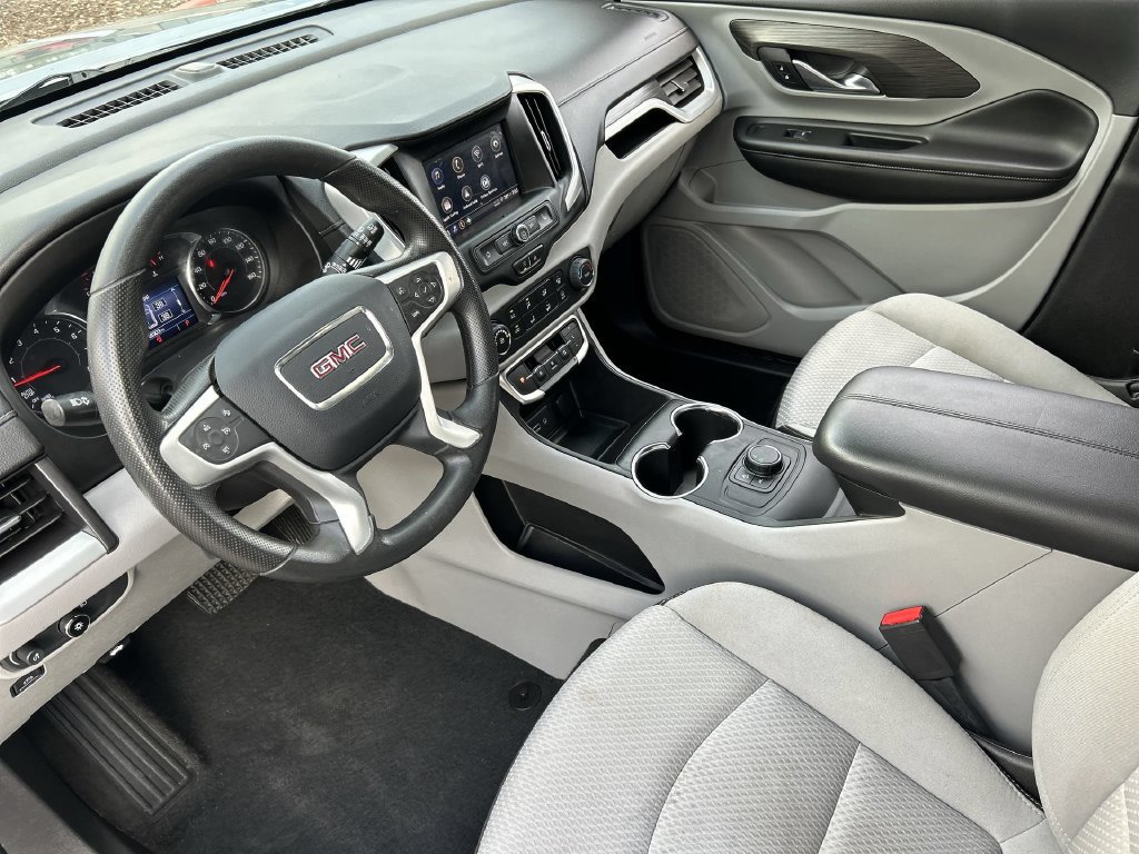 Used 2023 GMC Terrain SLE FWD image 10