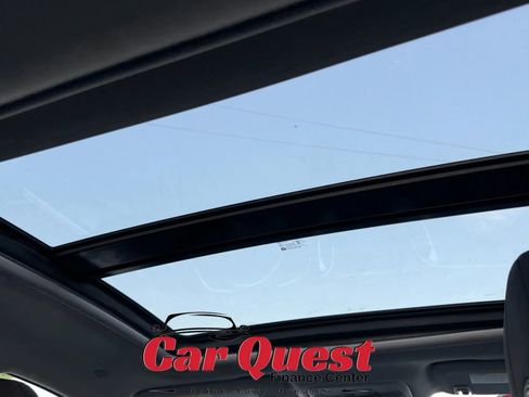 Used 2016 Chevrolet Malibu LT FWD image 25