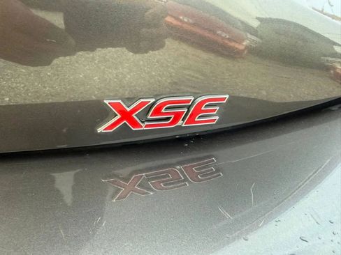 Used 2021 Toyota Corolla XSE image 32