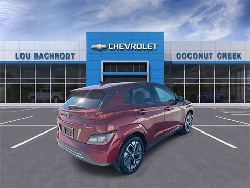 Used 2023 Hyundai Kona SEL image 8