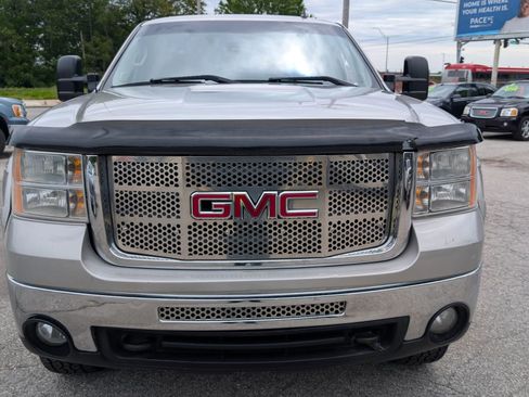 Used 2009 GMC Sierra 2500 W/T AWD/4WD image 8