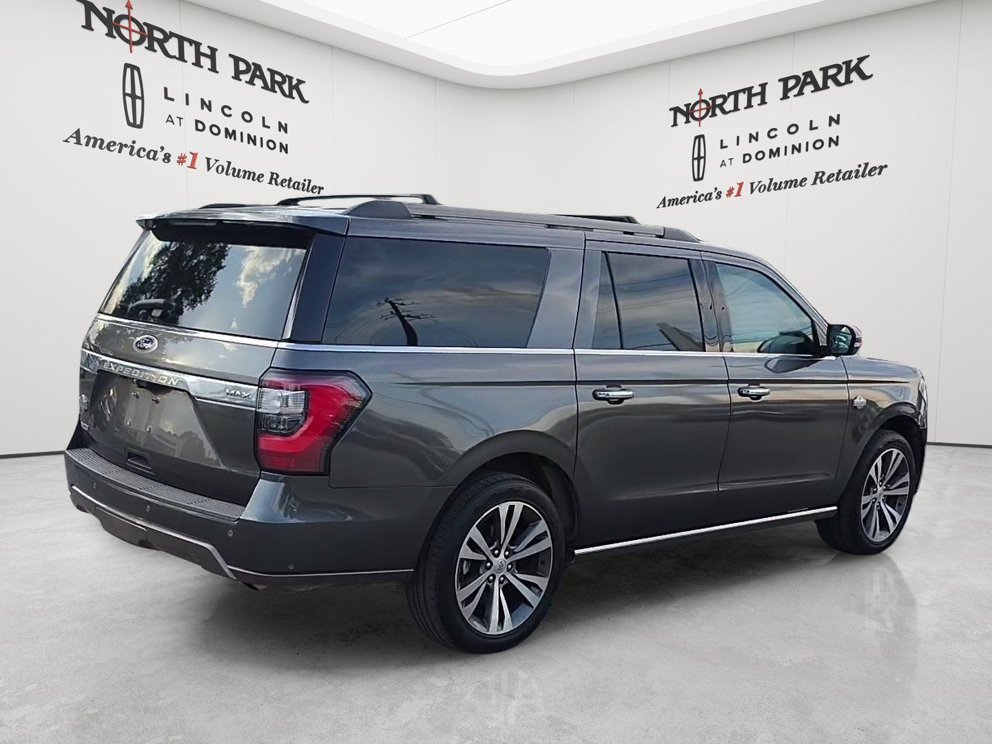 Used 2020 Ford Expedition Max King Ranch w/ Cargo Package RWD image 5