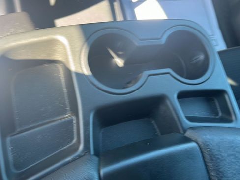 Used 2025 Chevrolet Silverado 2500 W/T image 14